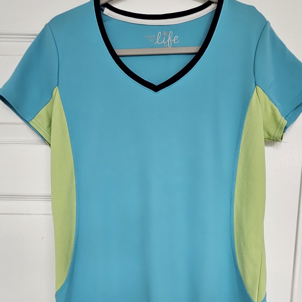 Women's Blue and Green Top